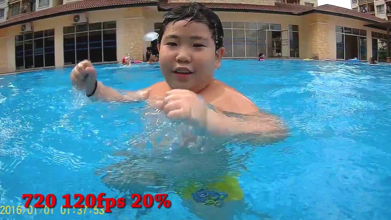 Swimming !! SJCAM