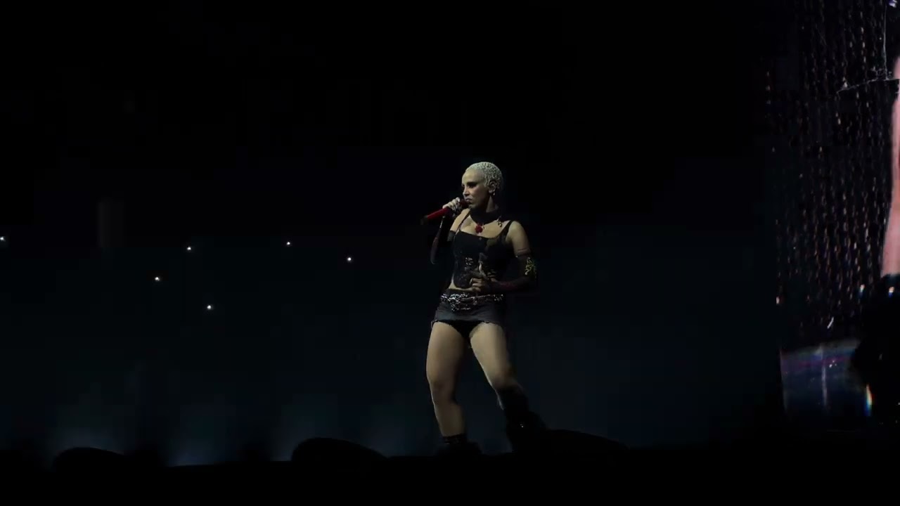 Doja Cat - Gun