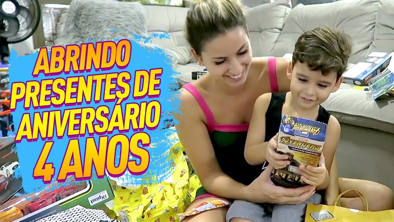 DAVI ABRINDO PRESENTES DE ANIVERSÁRIO 4 anos