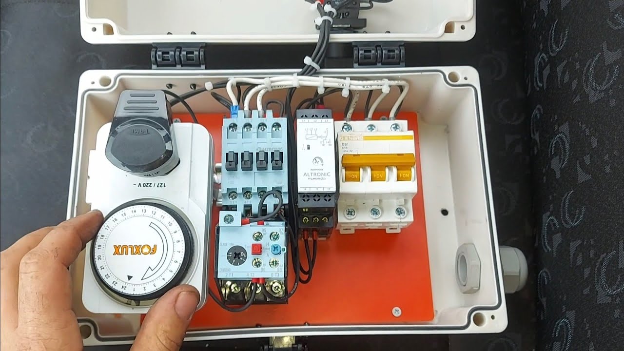 Quadro de Proteção para Bomba de Piscina com Timer