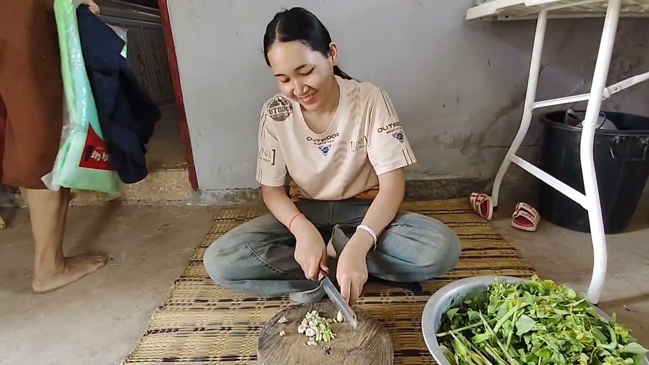 ไปหรับพรานเฮียงกับเมยที่บ้านมาเคลียร์หนี้สินที่จัดงานแต่งไป//Phurda ภูรดา  สาวลาว🇱🇦