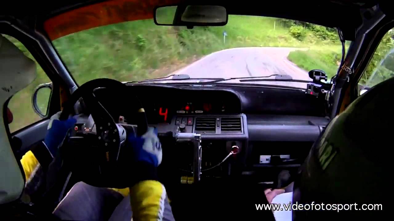 29° Rally Città di Torino / I fratelli Gaspari si caricano a modo loro prima dello start...
