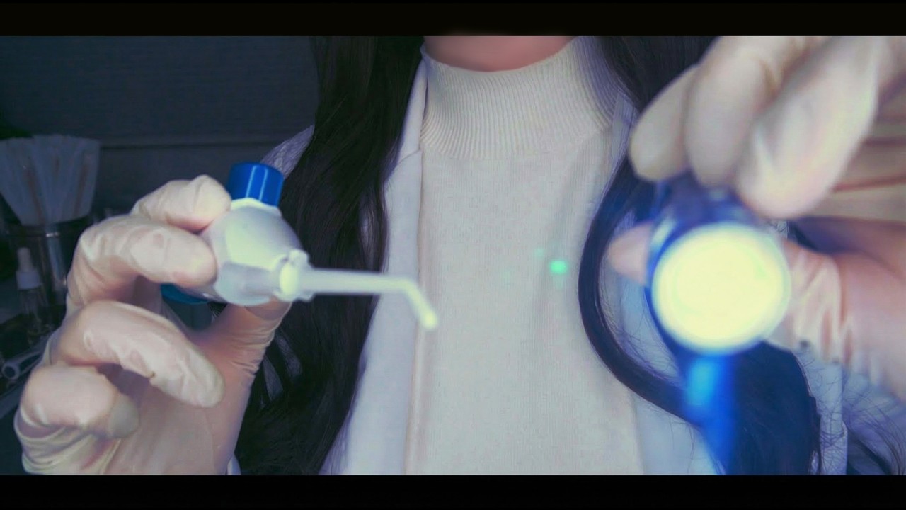 ASMR Очень профессиональная чистка глаз (Субтитры)