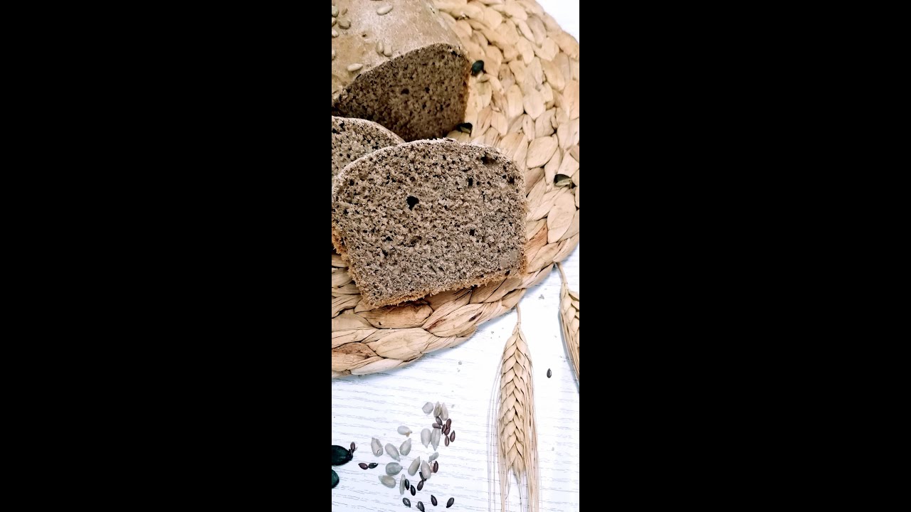Pane nero ai 7 cereali con farina @molino_spadoni  impasto veloce con bimby