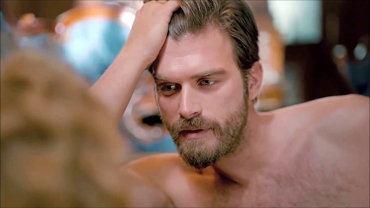 Kivanc Tatlitug - Romantic moments from Kurt Seyit ve Sura - 