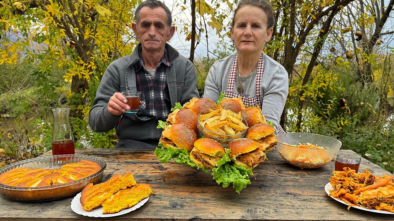 Traditional Skopje Simit Pogacha 🇲🇰🥖 &ndash; Rustic, Simple & Full of Balkan Flavor 🇦🇱🍞