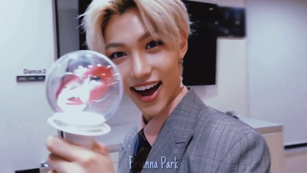 Lee Felix “Into You” FMV