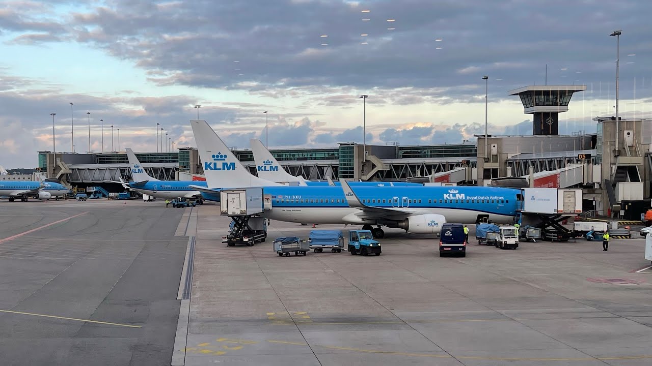 Schiphol AirPort 🇳🇱 the Netherlands ✈️ KLM skyteam airplanes