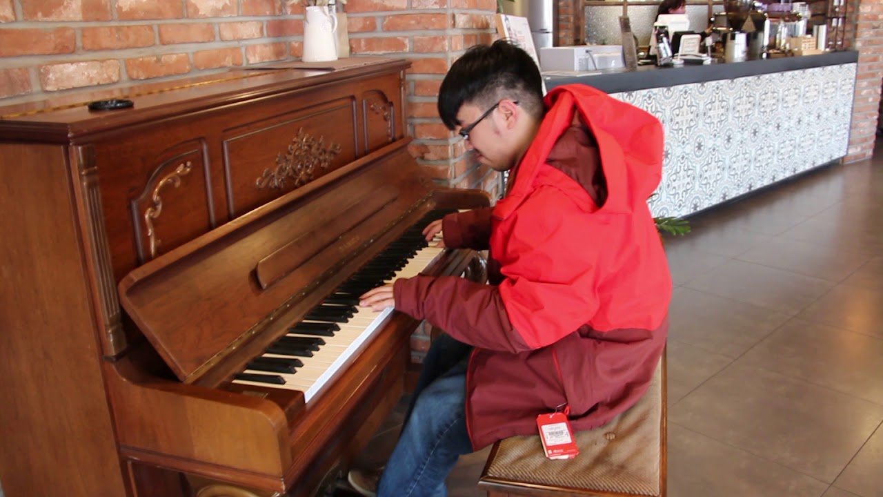 Me playing piano for the first time in my hometown in Jeonju Korea!!!