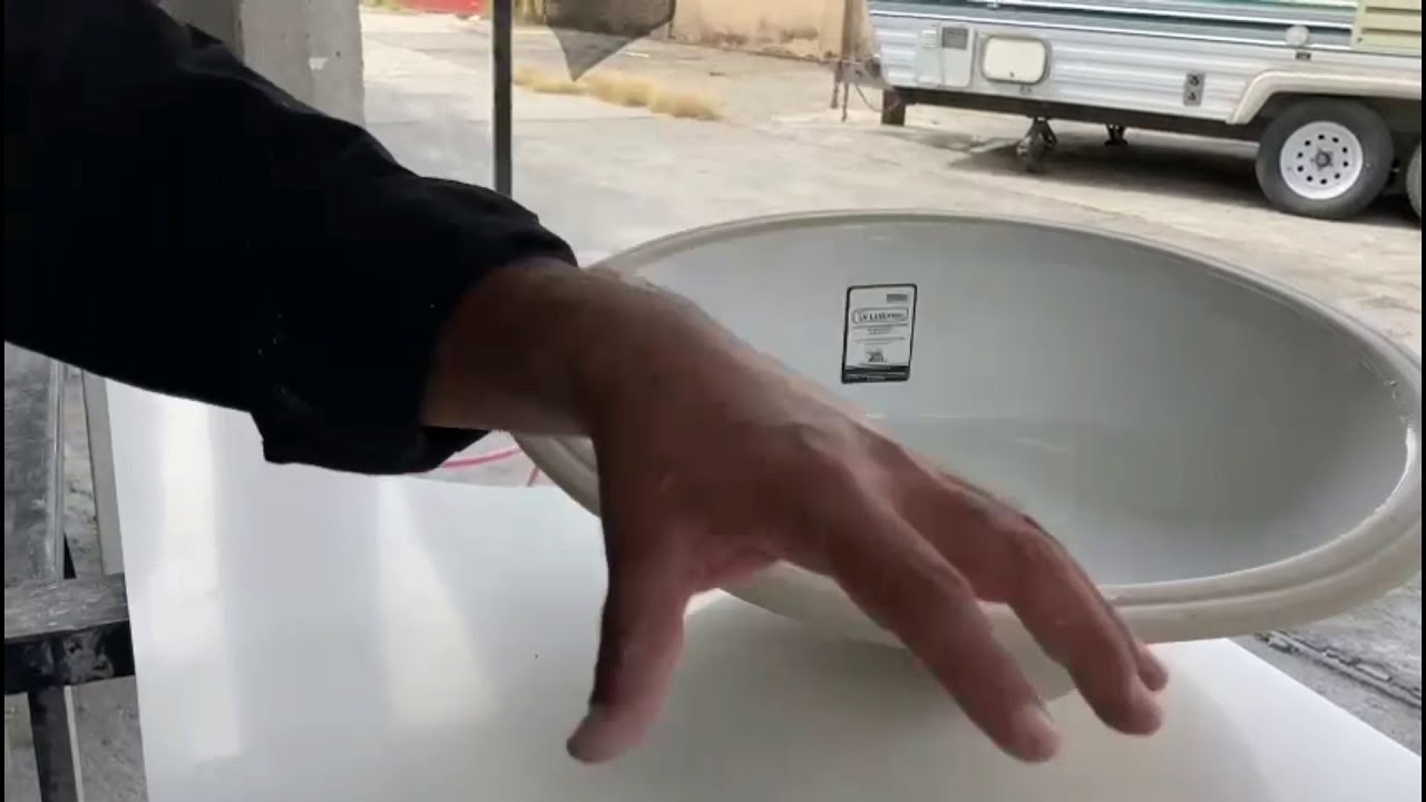Tutorial de transformación Parte 2 ( Cómo pegar los ovalines a la superficie sólida) Hanex México