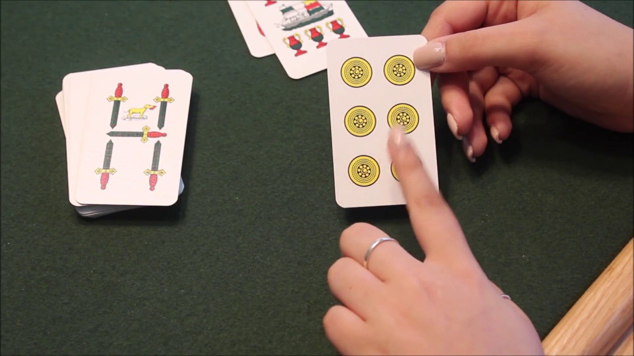 ASMR - Teaching You How to Play Scopa 🇮🇹