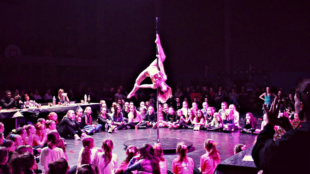 Demo PoleDance sur Elasctic Heart de Sia.
