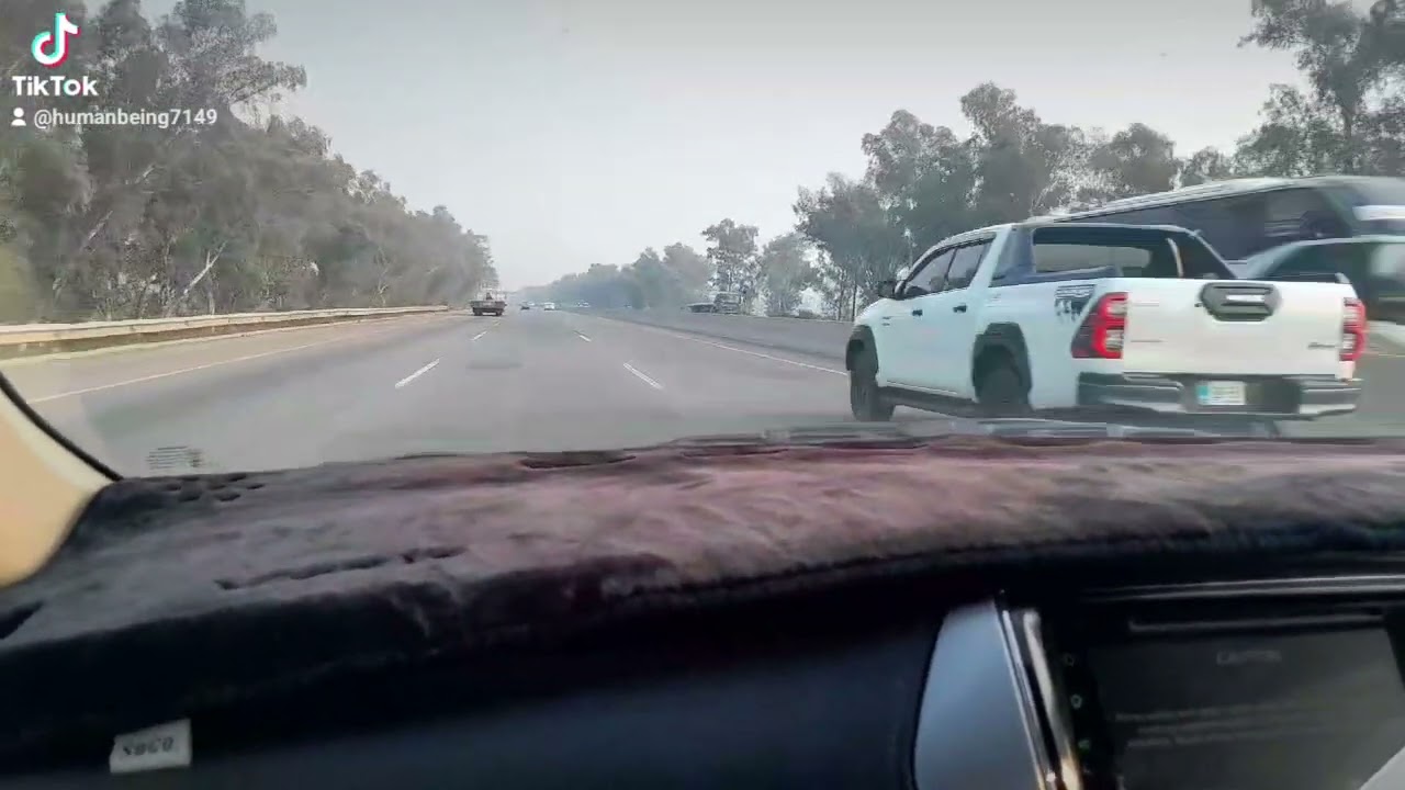 Toyota Yaris ,Sheikhupura Toll Plaza To Kala Shah Kaku Toll Plaza Via Lahore-Islamabad Motorway 🛣