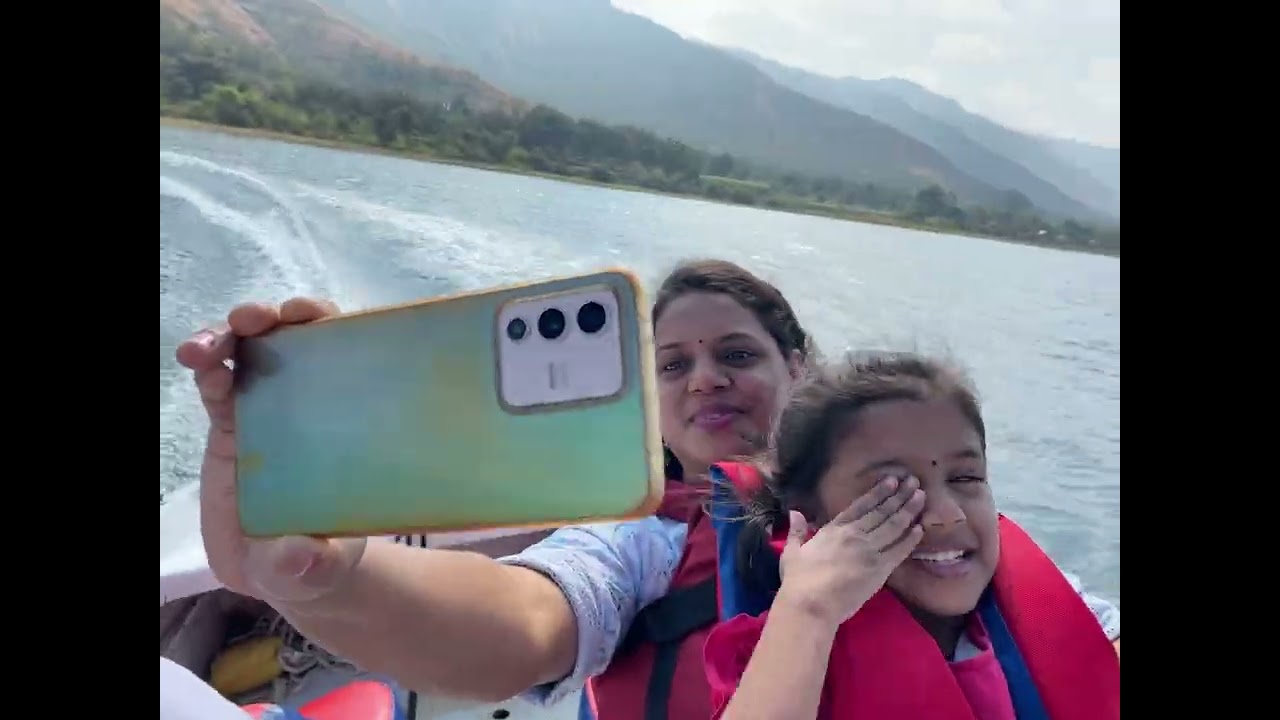 Boating in Dhom Dam at Mahabaleswar