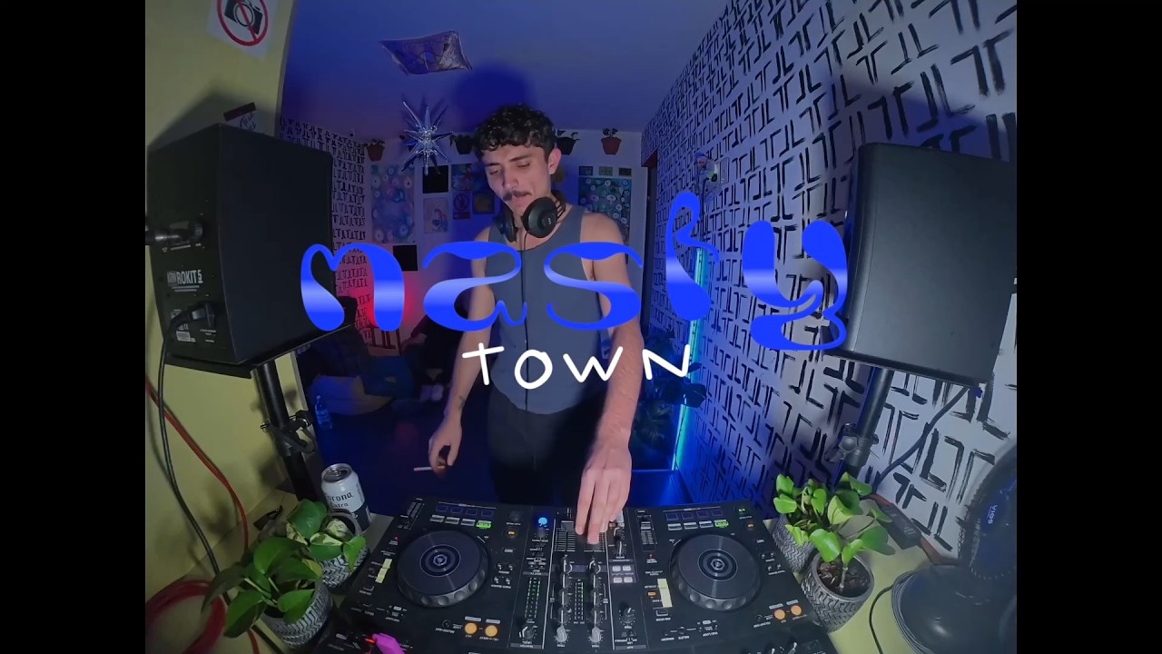 047 NIKKITO // nastytooooooown