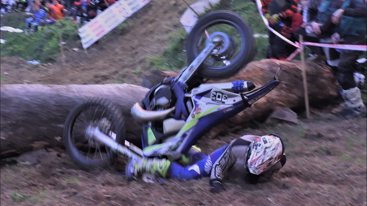 Superenduro Mesego 2021 ⭐ 1st Mario Roman ⭐ Crash & Show by Jaume Soler