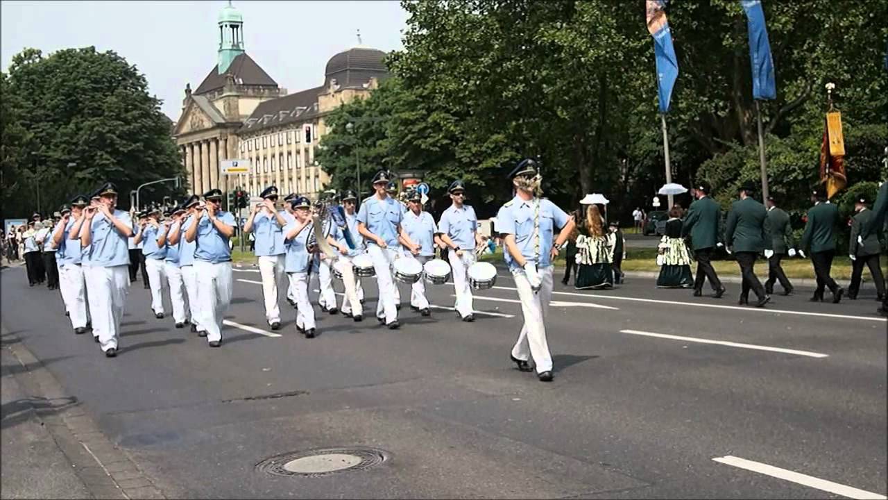 Schützenfest Düsseldorf  2013 - Ausschnitte vom großen Umzug am 14. Juli