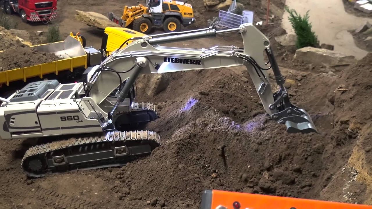 Liebherr 960 Super Mass Excavation