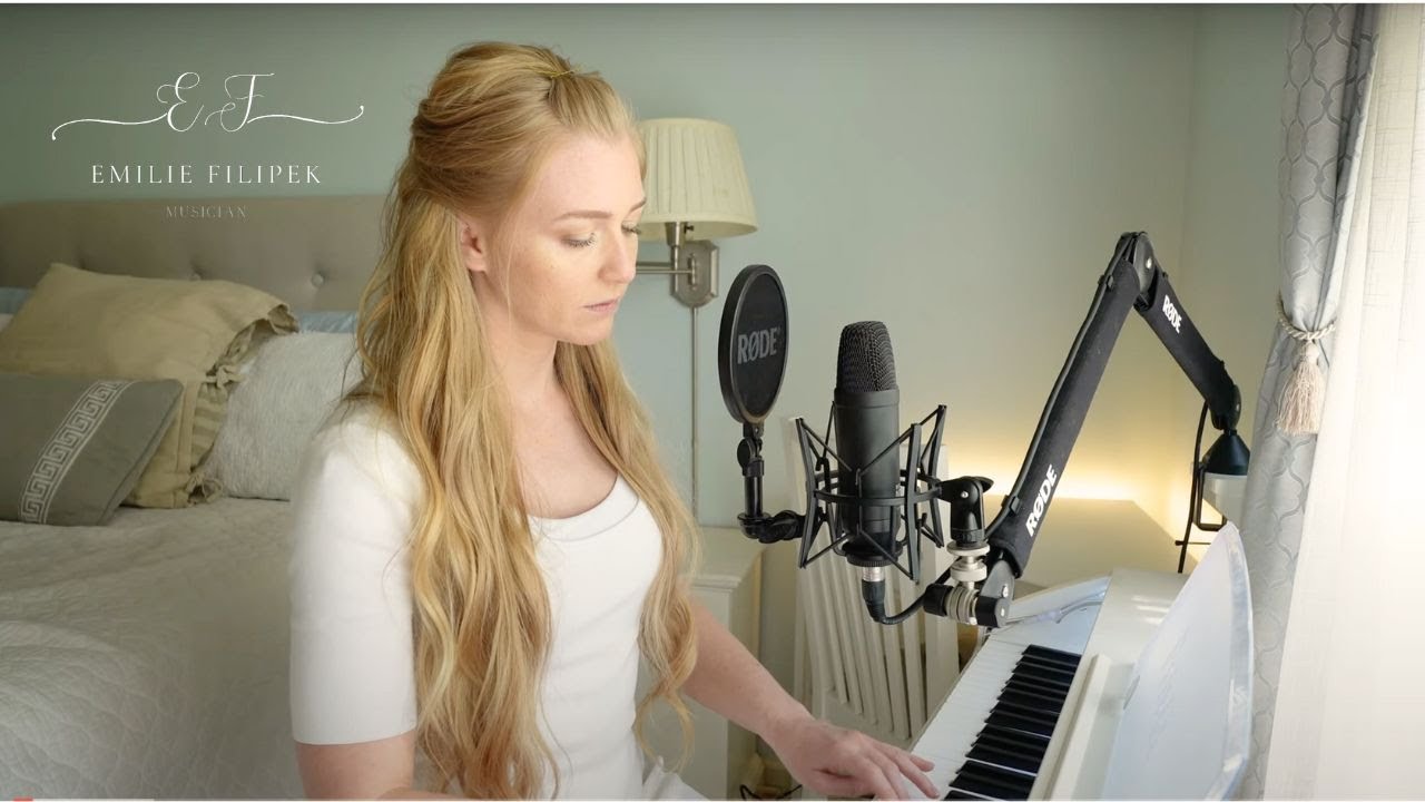 Can't Help Falling In Love With You Piano/Vocal Cover