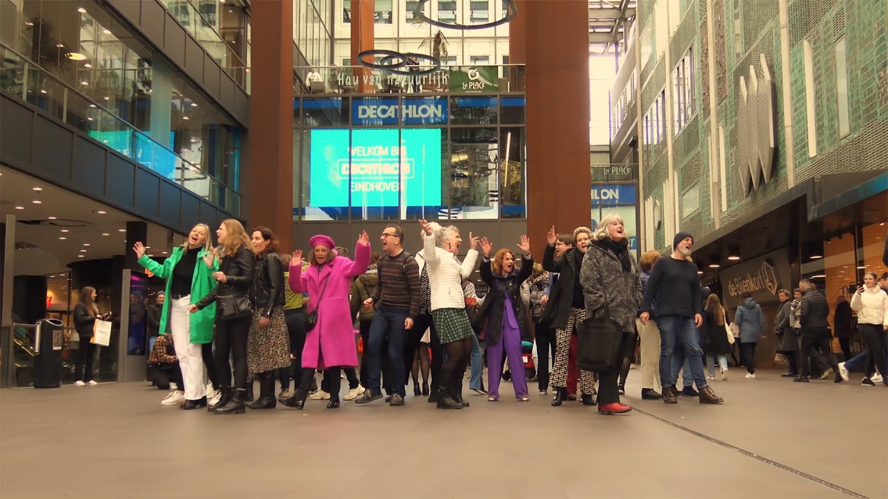 Sing - Pentatonix | Flashmob choir cover by Het Eindhovens Popkoor