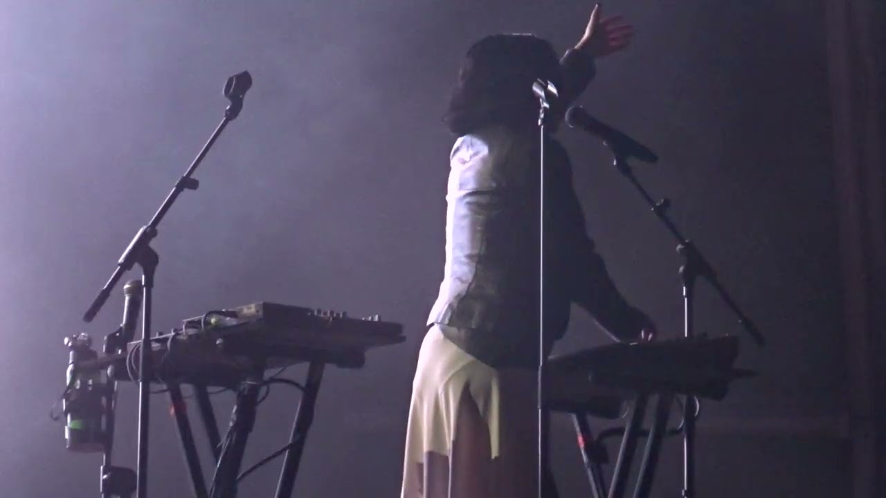 Kelly Lee Owens - Dreamstate - live Primavera Sound 2025 Parc del Fòrum Barcelona 5th June 2025