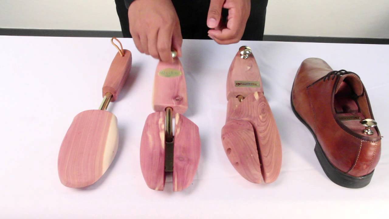 Wooden Shoe Trees vs Plastic Shoe Trees