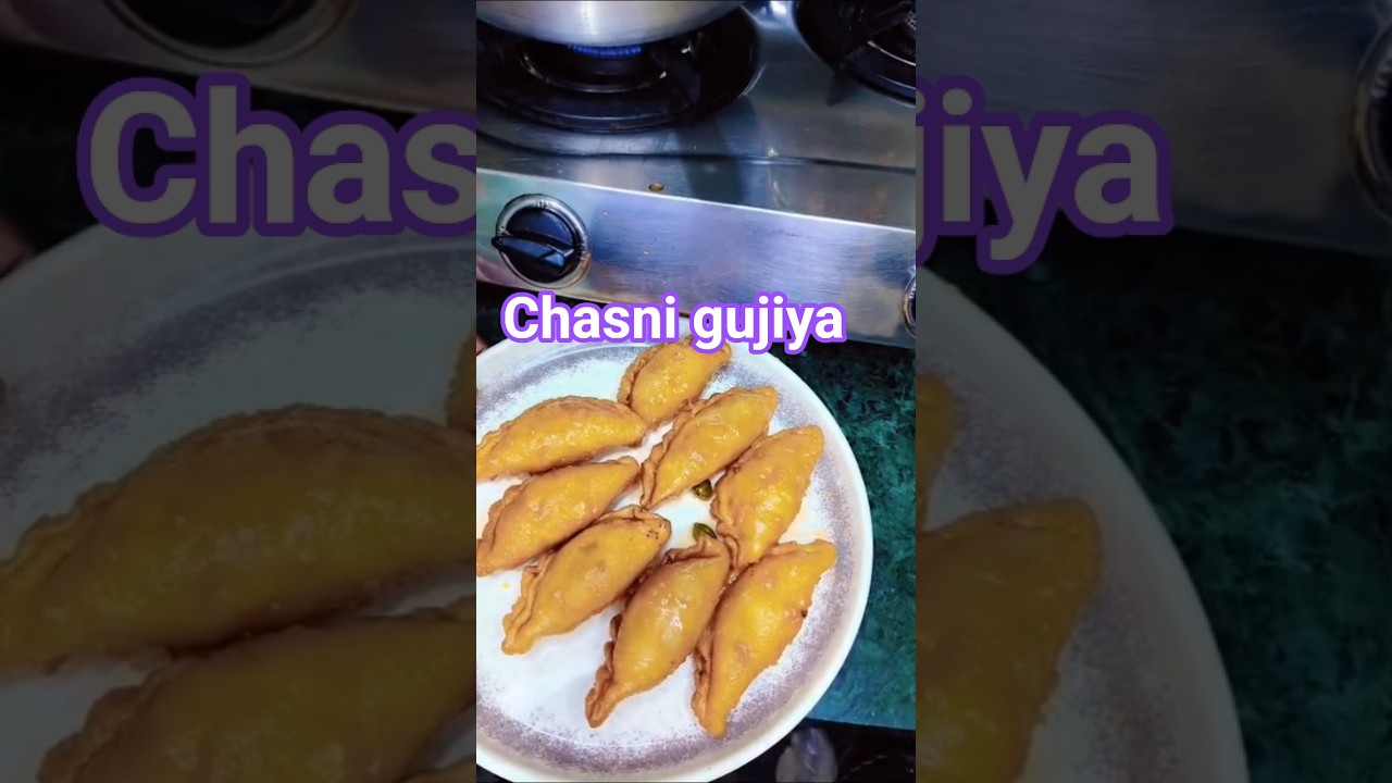 Chasni gujiya bajar se kam nahi hai
