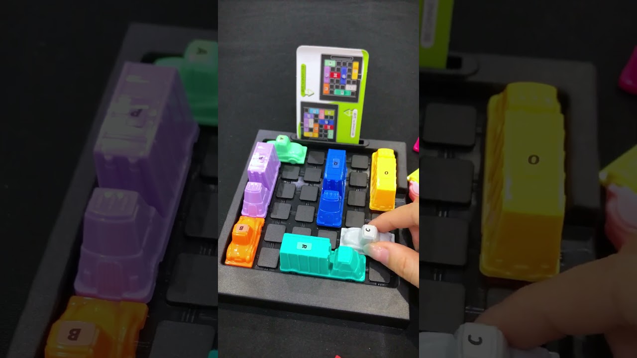 Let's play Rush Hour!🚗Level 1🚙|🚒🚘🏎️🚛🚓🚑#asmr #games #rushhour #puzzlesolving #puzzlecats #shorts