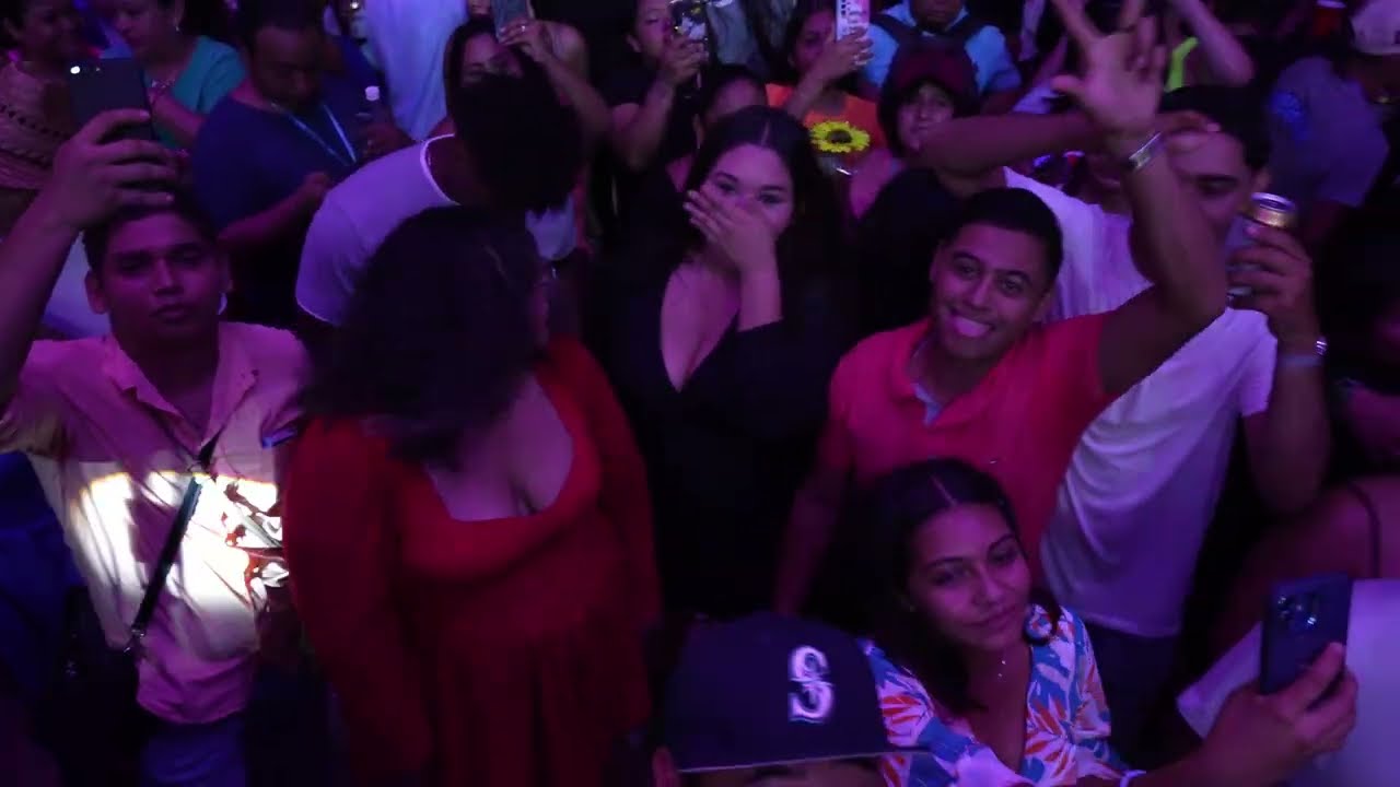 Flor Pálida, Ya Me Voy De Tu Lado, No Puedo Olvidarte · Bertín y Su Condesa (EN VIVO)