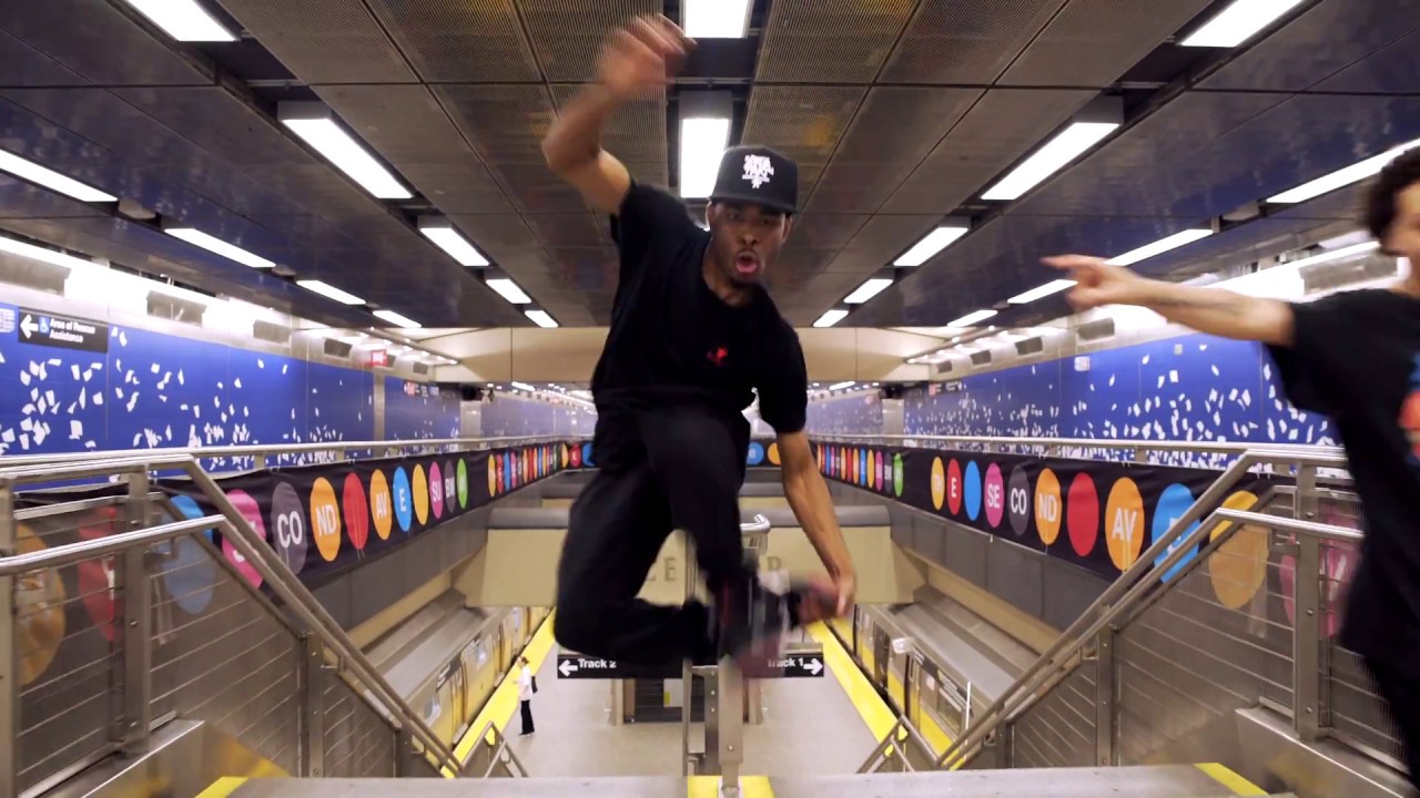 MR YOUTUBE | KID ROBOT | FLII BOOGIIE - 