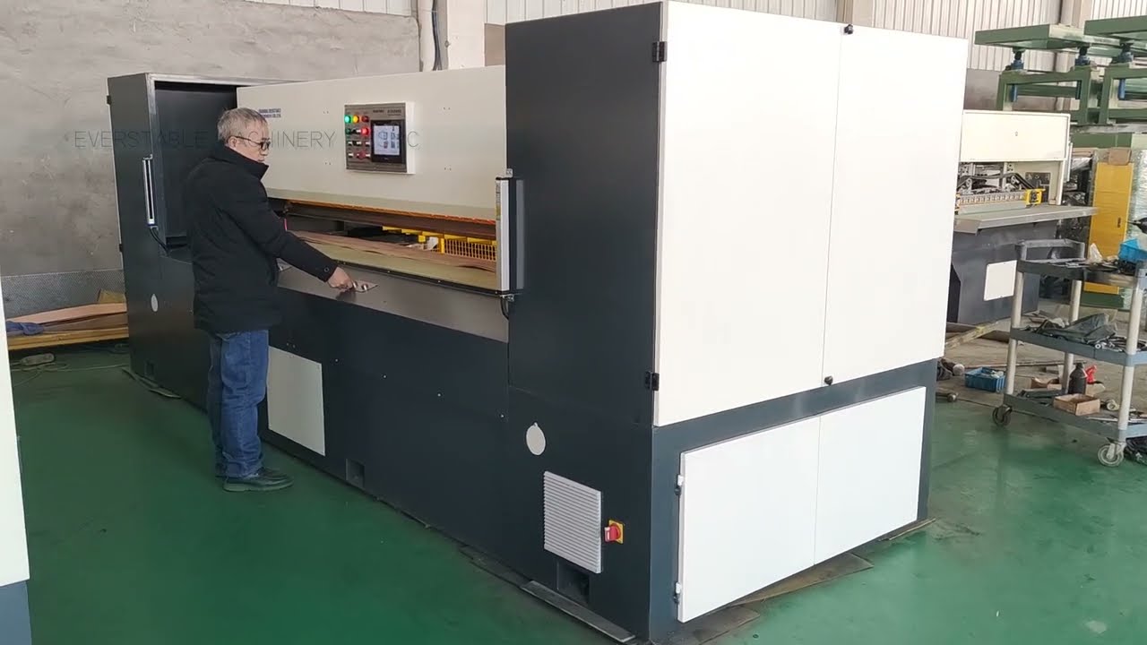 How is double knife veneer guillotine machine work? guillotine clipper cutter for face veneer