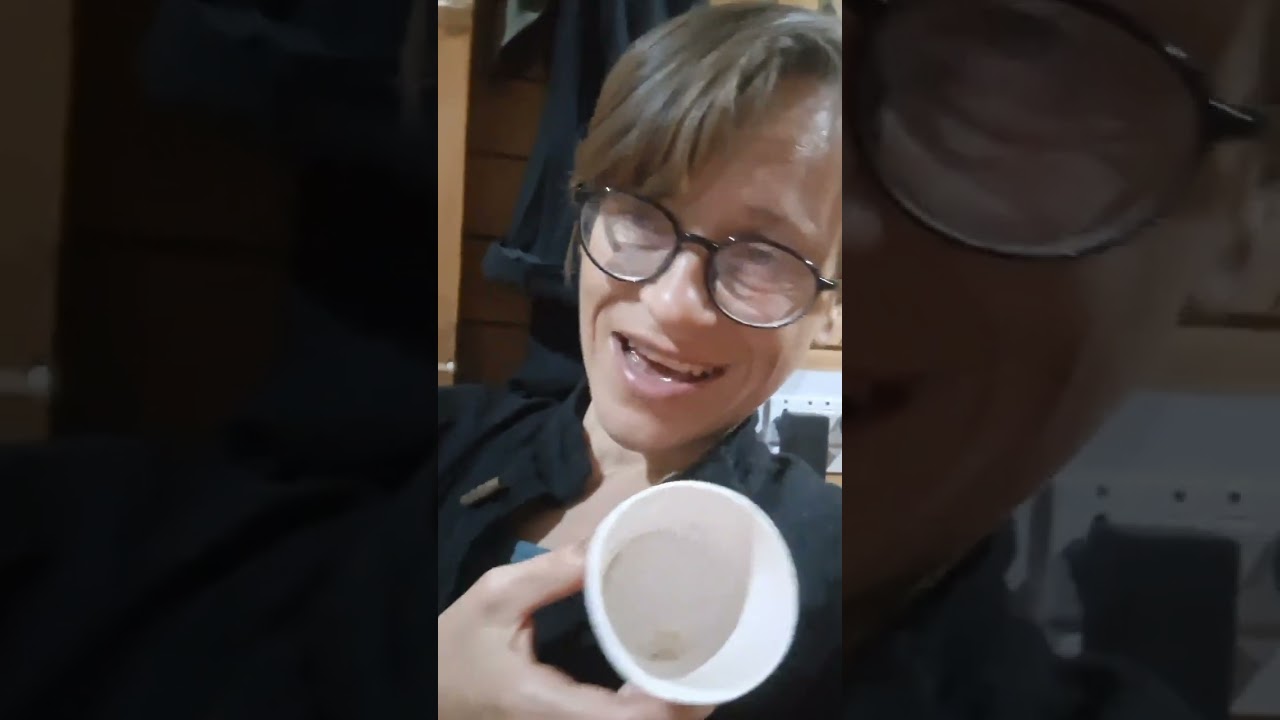 узнали, из чего мы здесь едим, проблевались( охреневаем от Индии