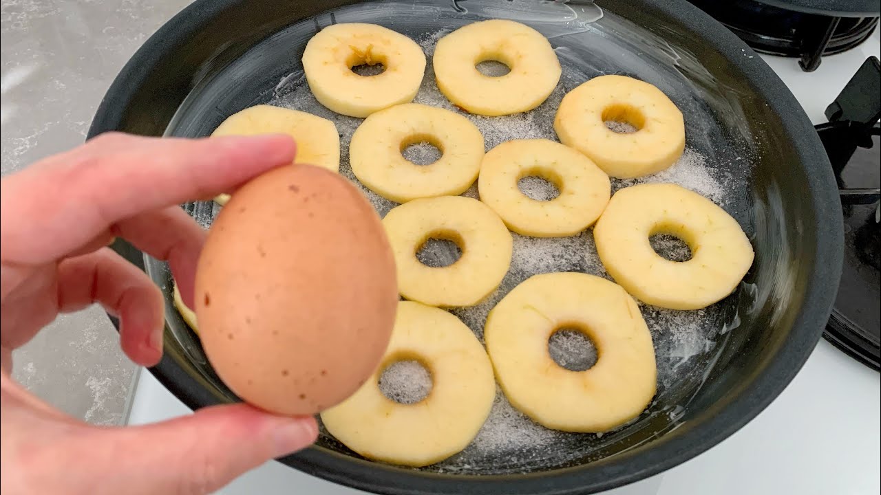 SADECE 1 YUMURTAYLA TAVADA PAMUK GİBİ ELMALI KEK 10 DK DA HAZIR :) EN KOLAY ELMALI KEK TARİFİ