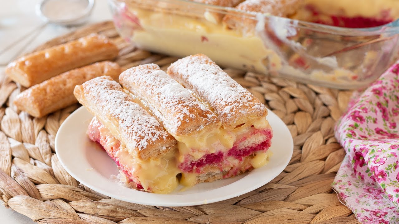 DOLCE DI SFOGLIATINE CON CREMA