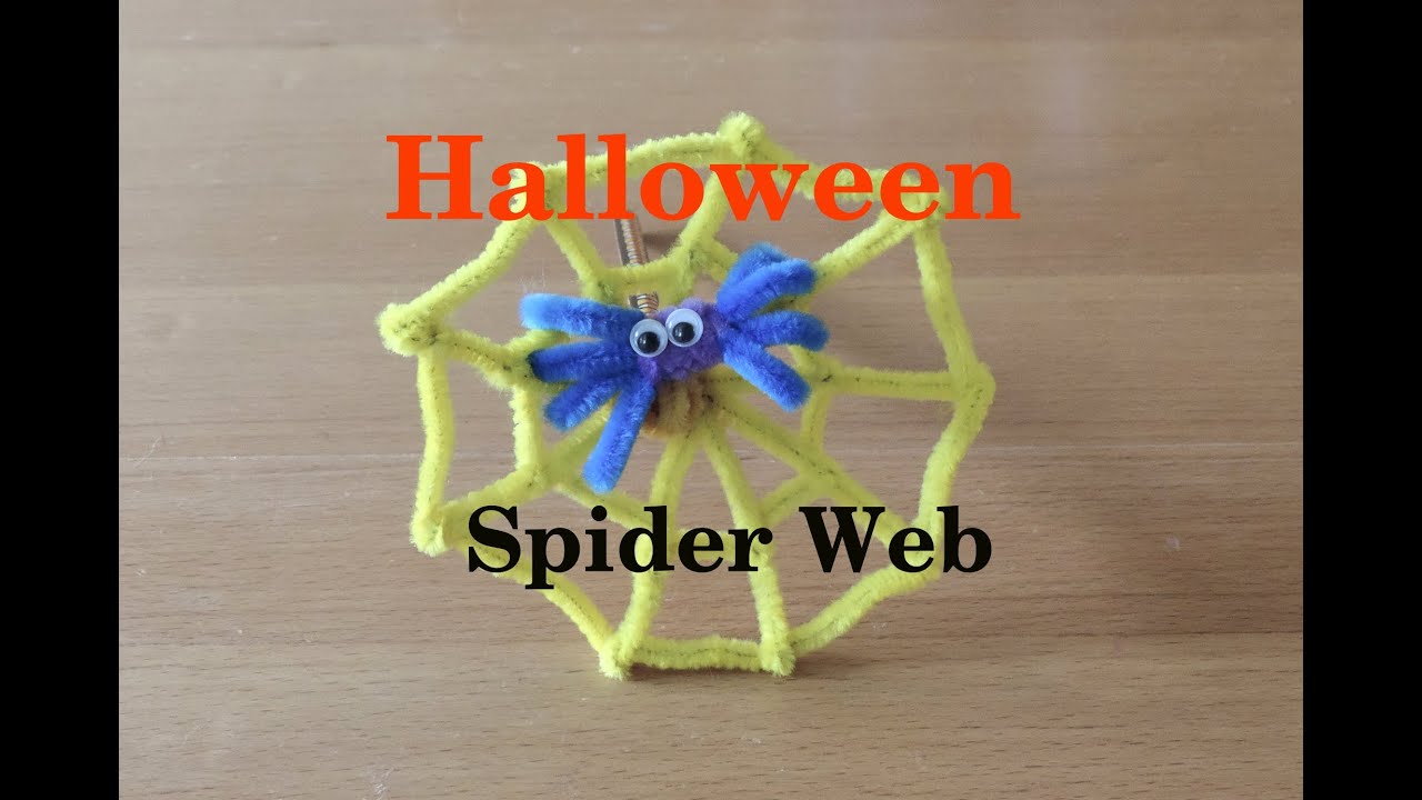 Pipe  Cleaner Spider Web and Mini Spider Halloween Pencil Topper (No Glue)