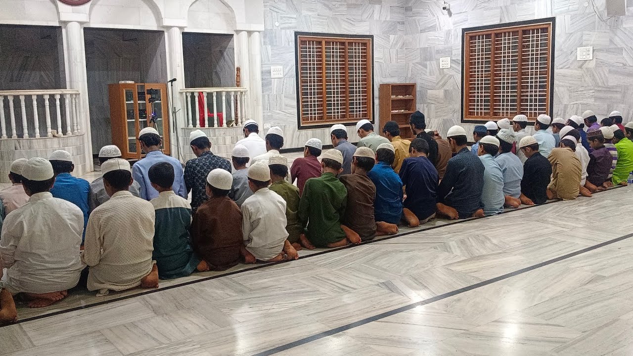 Witr Ki Namaz After Taraweeh Ramzan Mubarak, وتر کی نماز بڑے خوبصورت انداز میں رمضان المبارک میں 