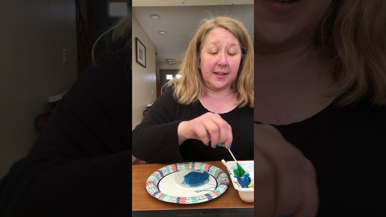 Toddler Glue Suncatcher 4/22