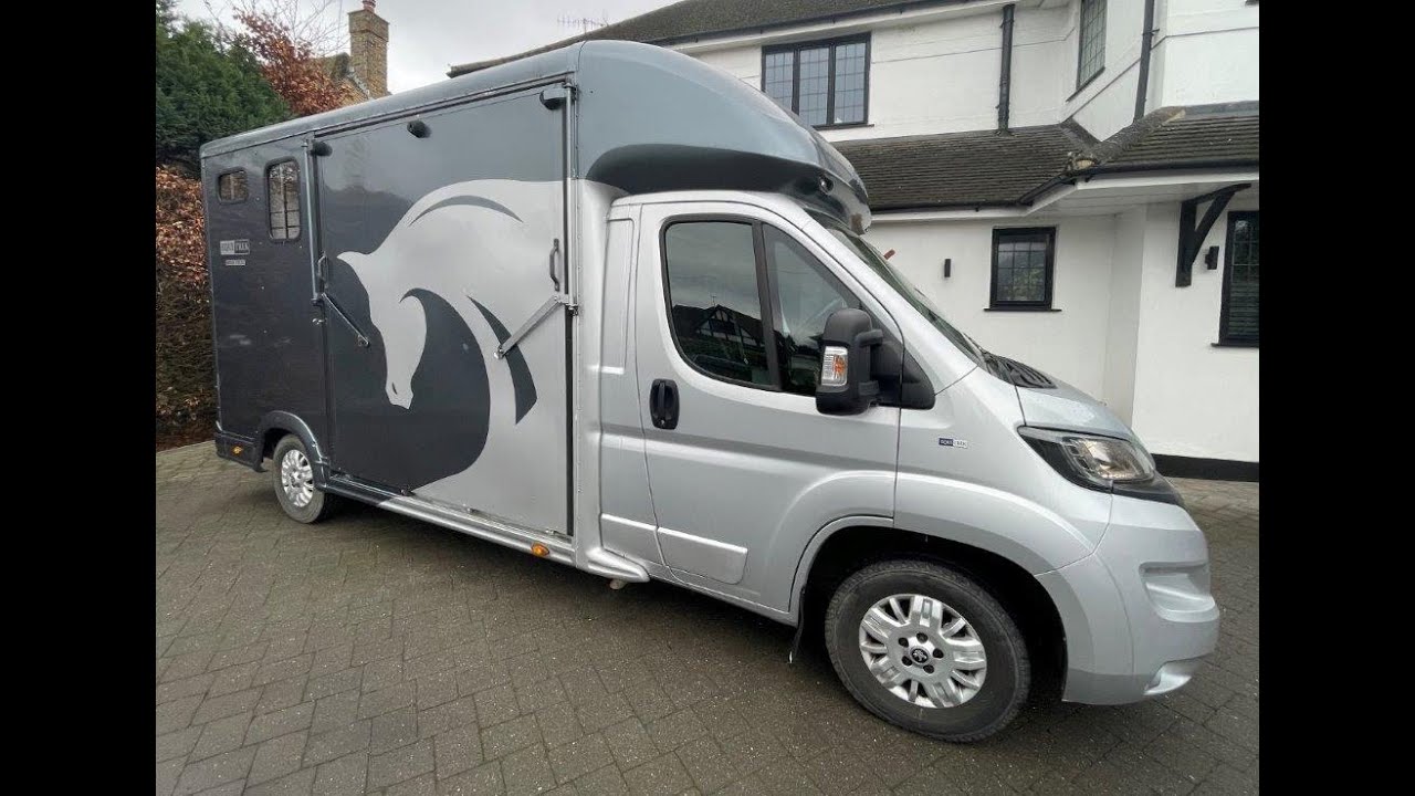 Equitrek Sonic Excel 3.5 tonne Horsebox For Sale - &pound;28,950 (no VAT)