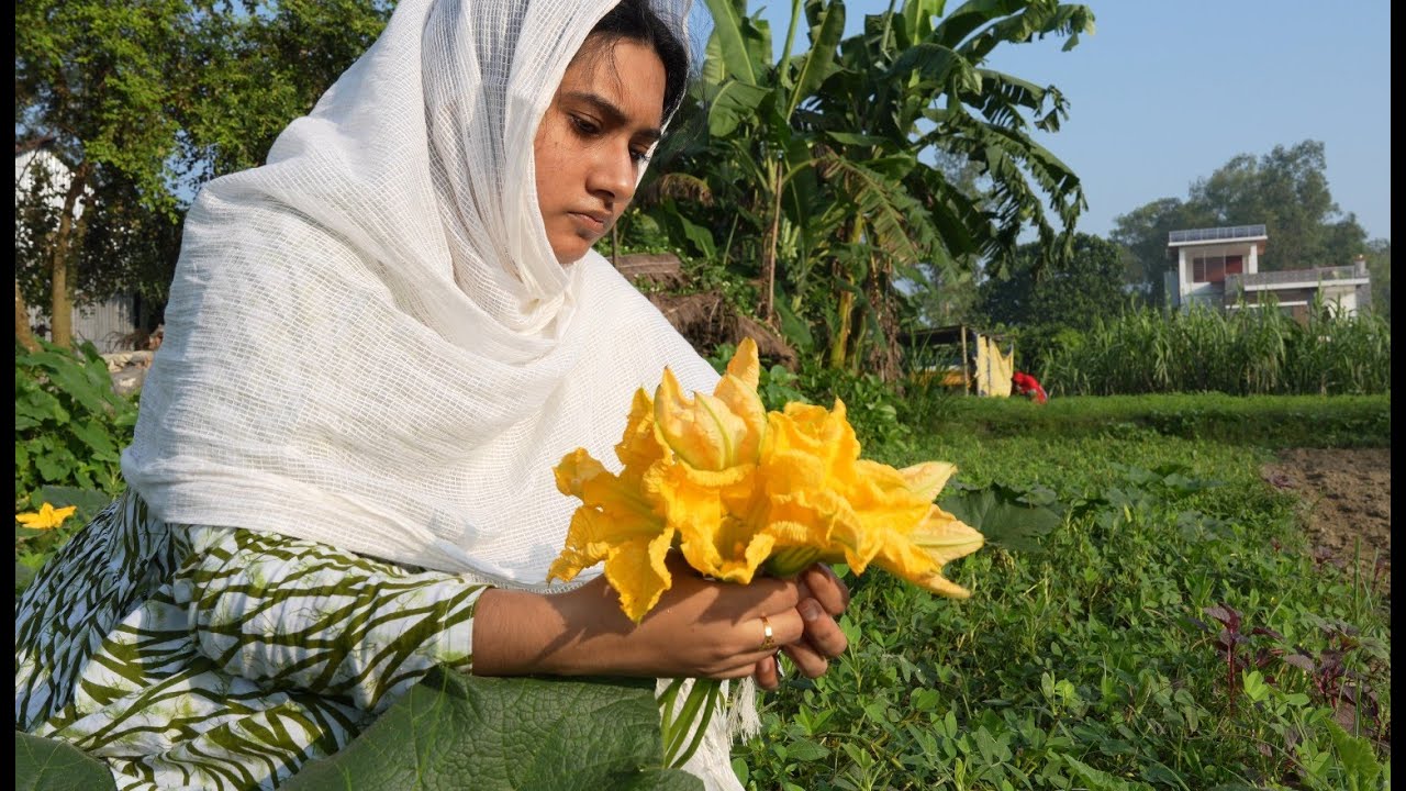 ছোট বোনের জন্য মিষ্টি কুমড়া ফুলের মজার একটা রেসিপি রান্না করলাম | Village life with Shampa