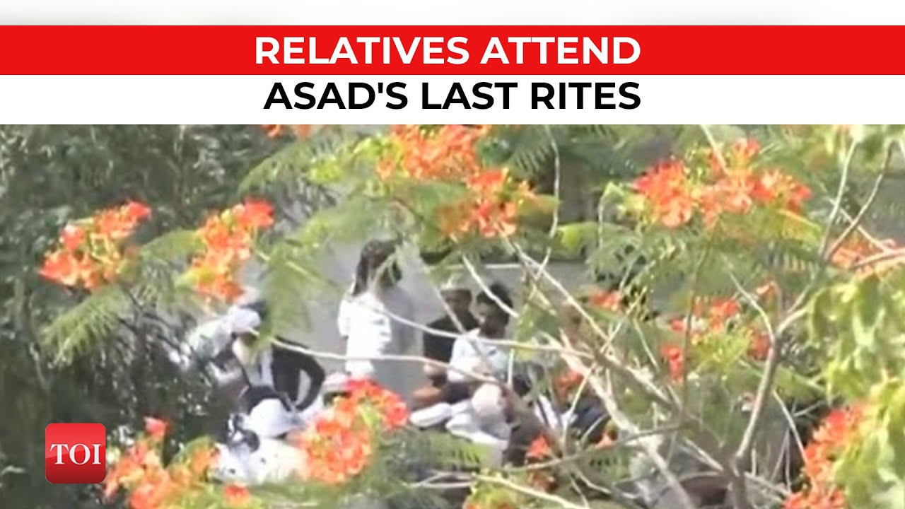 UP: Asad's relatives attend his final rites in Prayagraj