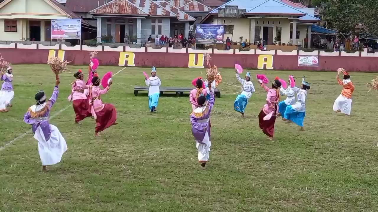 #Viral Tarian Kolosal Negeri di Atas Awan Gurabunga Tidore