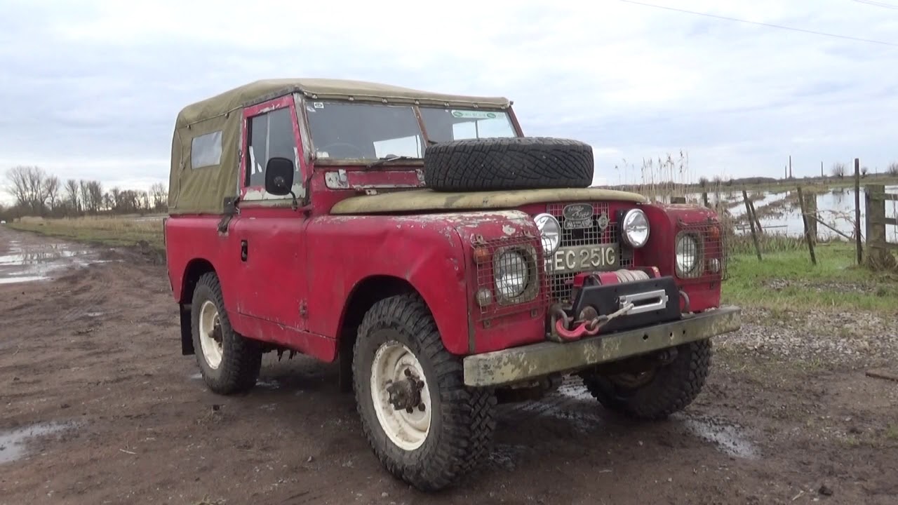 Watty's winch and crane-equipped Land Rover Series IIA 88-inch Land Rover walkaround