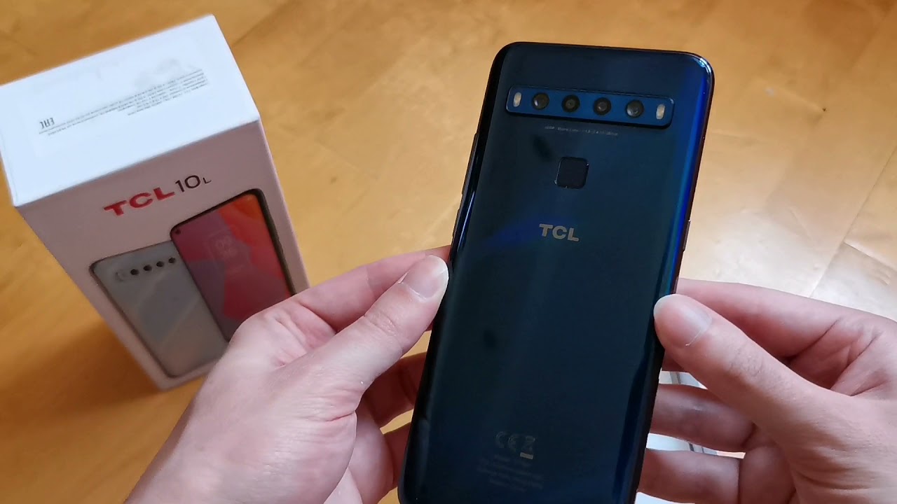 Распаковка смартфона TCL 10L