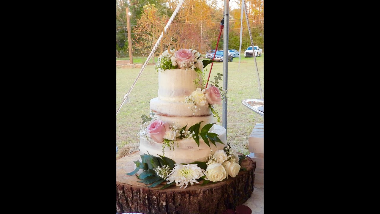 A Simple and Sweet Countryside Wedding