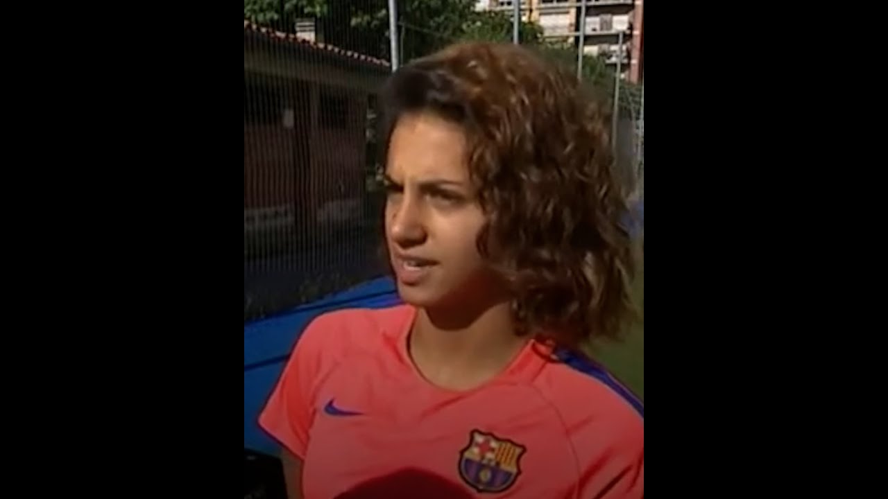 مفاجأة لم تكن متوقعة.. من هي حسناء برشلونة التي قررت تمثيل منتخب مصر للسيدات؟