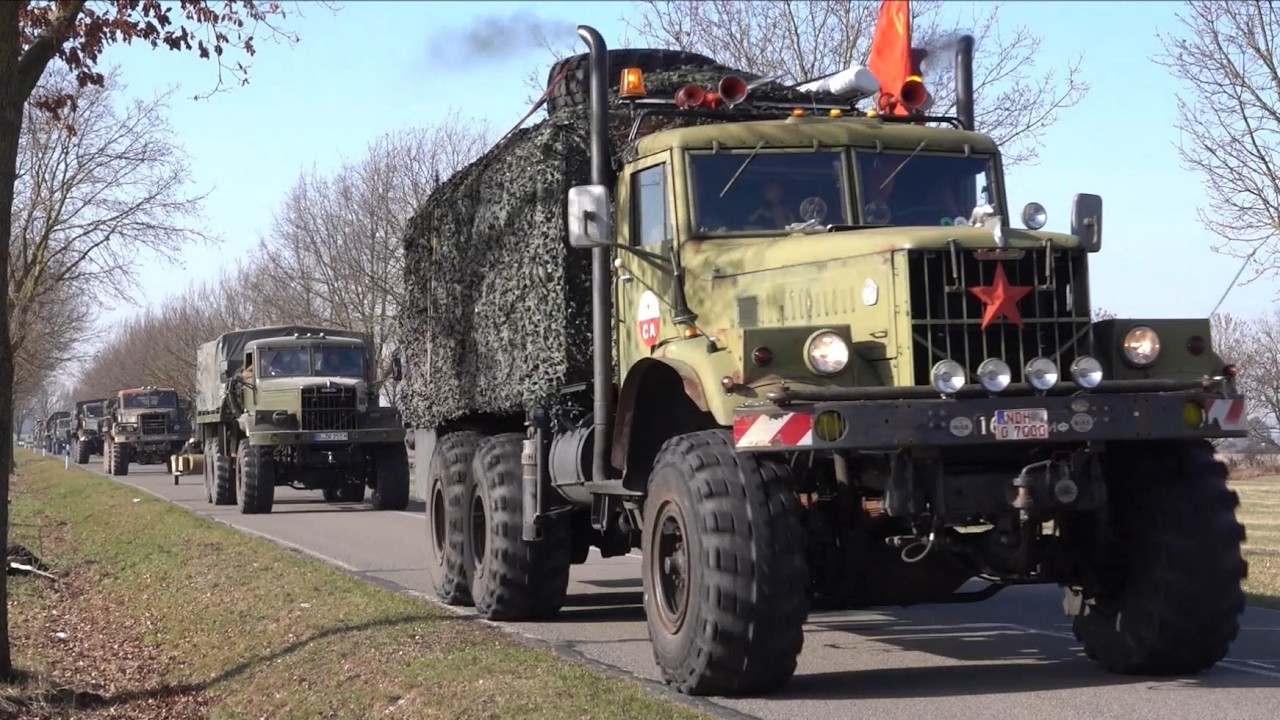 Milit&auml;r Oldtimer Kolonne zwischen Tarthun und Unseburg- 70 Jahre NVA