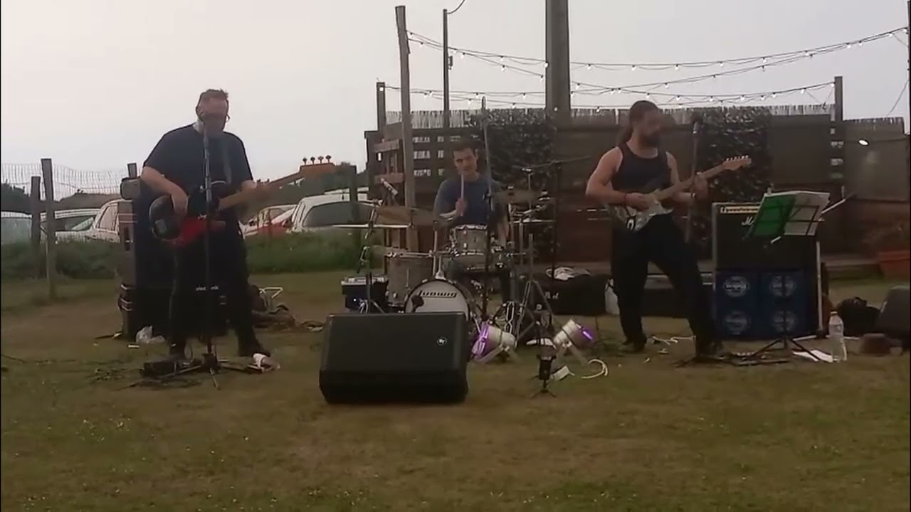 rebel yell,WASTED SINNERS, directo