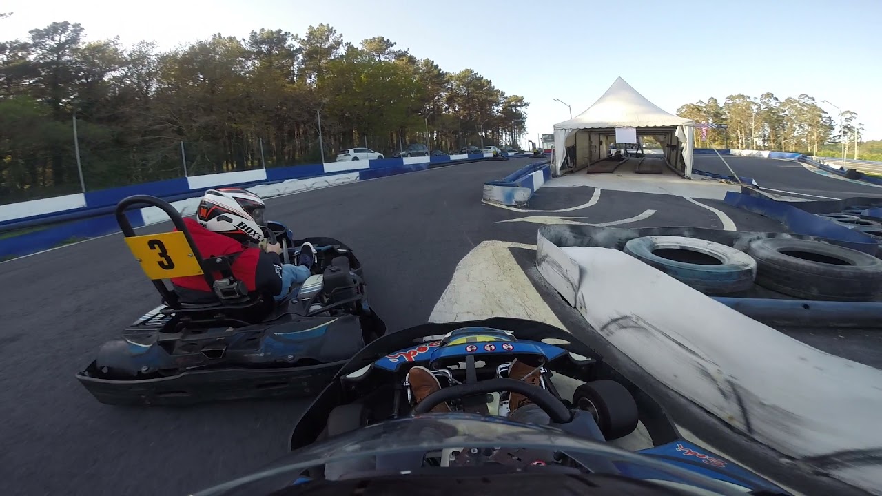 Carrera 1 en Karting Montecalo (Vimianzo) Abril 2021