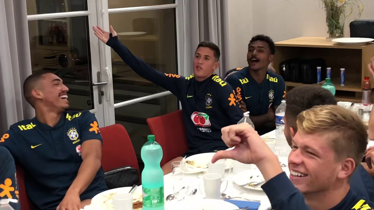 TROTE nos calouros da SELEÇÃO OLÍMPICA com GUGA, WENDEL, TABATA e doutor Juliano