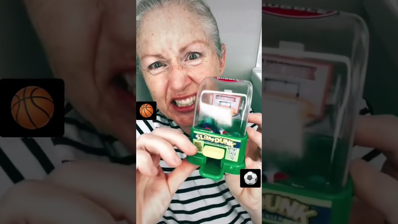 Двойной аппарат для производства жевательной резинки #мяч #жвачка #шарикжвачки #победитель